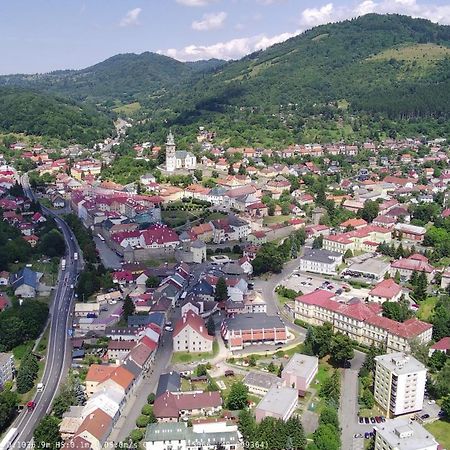 Apartman Pod Fontanou Kremnitz Exterior foto